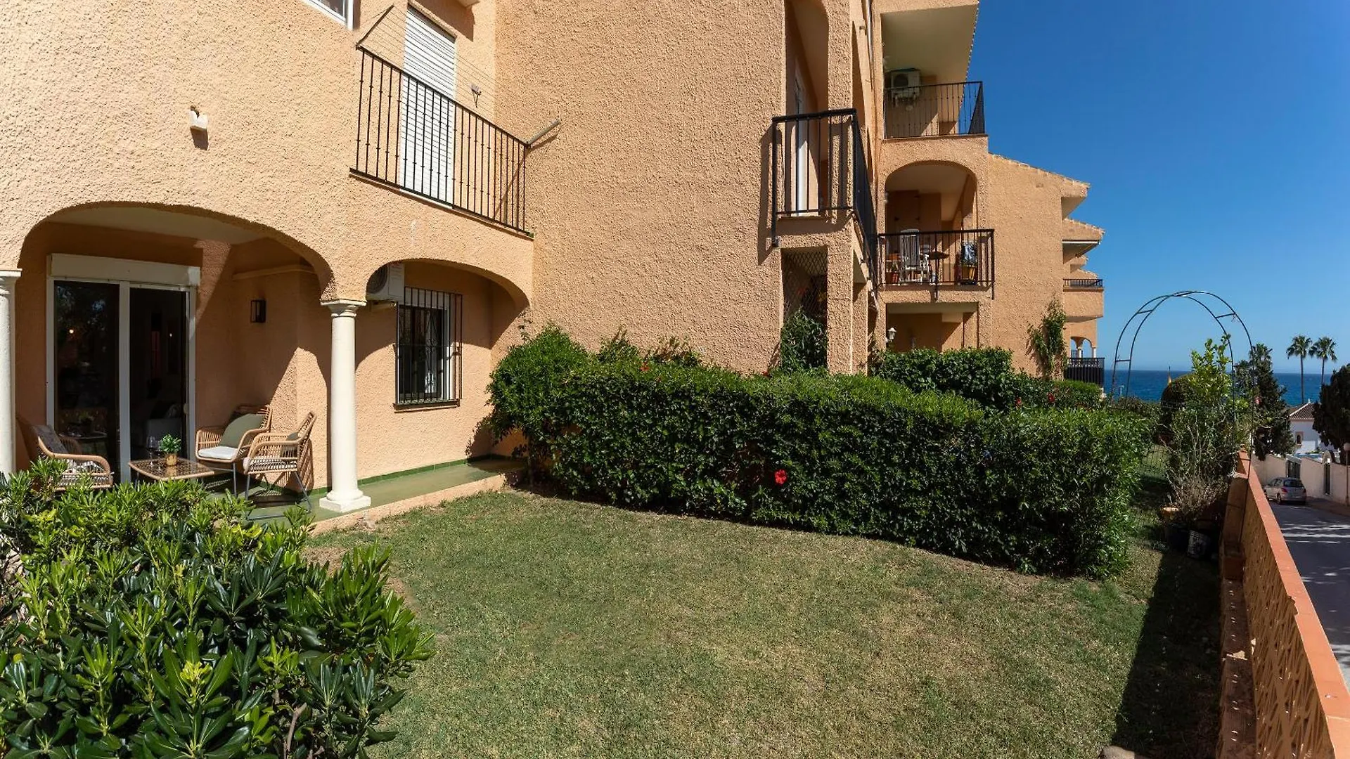 公寓 Acogedor Apartamento En Mijas By Renthas 丰希罗拉